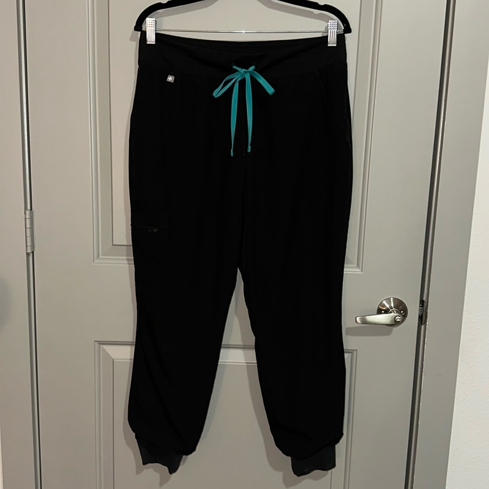 FIGS High Waisted Zamora FREEx Lined Joggers Scrub Pants